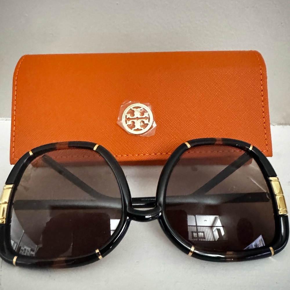 Tory Burch Black and Orange Sunglasses with Oversized Frame